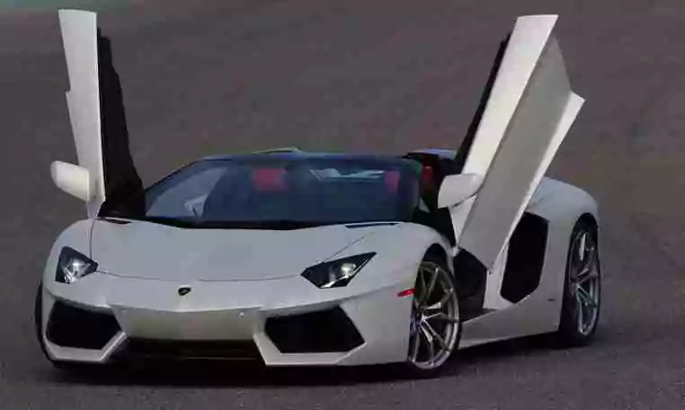 Lamborghini Roadster rental in dubai 