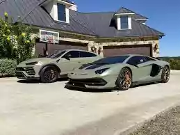 Lamborghini Urus ride in dubai 