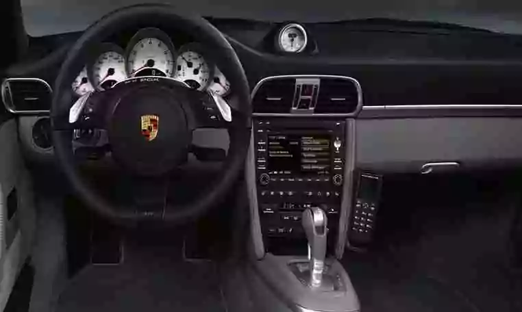 Porsche ride in dubai 