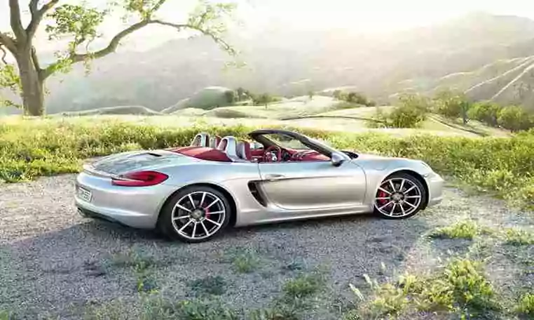 Porsche Boxster hire in dubai 