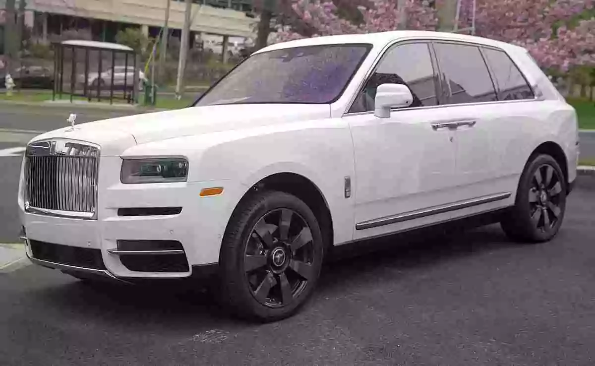 Rolls Royce Cullinan Hire Dubai